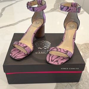 Vince Camuto Lavender Snake Heels - Size 8W